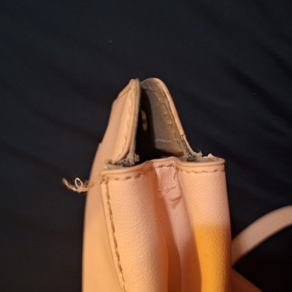 Strawberry Milk Carton Bag Pink - Picture 8 of 8